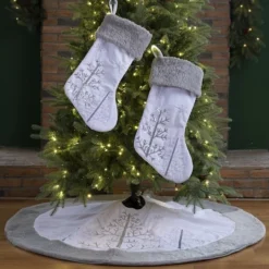 Glitzhome® White Fleece Christmas Stocking & Tree Skirt Set -Northlight Sale Store D252909S 2