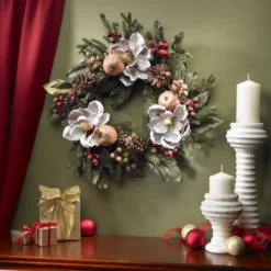 24" Magnolia Pinecone & Berry Wreath 5 24" Magnolia Pinecone & Berry Wreath -Northlight Sale Store D292949S 2