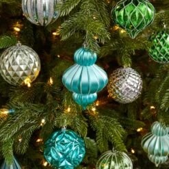 12ct. 4" Green & Silver Shatterproof Luxe Ornament Set 11 12ct. 4" Green & Silver Shatterproof Luxe Ornament Set -Northlight Sale Store D322192S 5