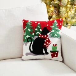 Glitzhome® Hooked Christmas Cat Throw Pillow -Northlight Sale Store D479540S 3