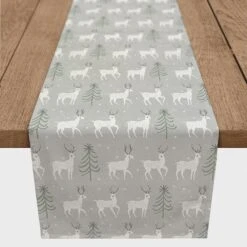 Deer And Tree Pattern 16x90 Poly Twill Table Runner