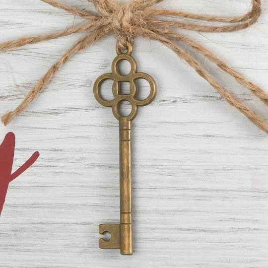 16" Santa’s Key Tabletop Sign 4 16" Santa’s Key Tabletop Sign - Image 4