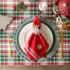 DII® 70" Round Yuletide Plaid Tablecloth 8 DII® 70" Round Yuletide Plaid Tablecloth -Northlight Sale Store D540147S 3