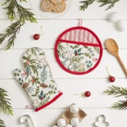 DII® Heritage Holiday Sprigs Oven Mitt & Potholder Set 10 DII® Heritage Holiday Sprigs Oven Mitt & Potholder Set -Northlight Sale Store D660559S 4